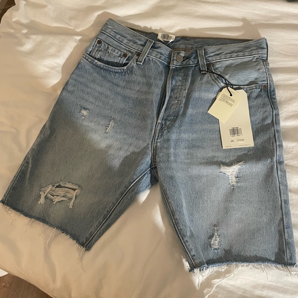 Levis Jean Shorts - Picture 5 of 5